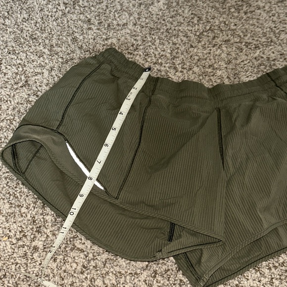 Lululemon Green Athletic Shorts - Picture 10 of 12